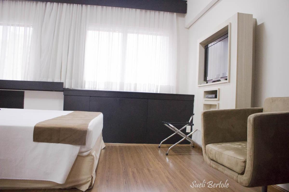 Lindo Flat Em Hotel 4 Estrelas Na Bela Vista Sao Paulo Exterior photo